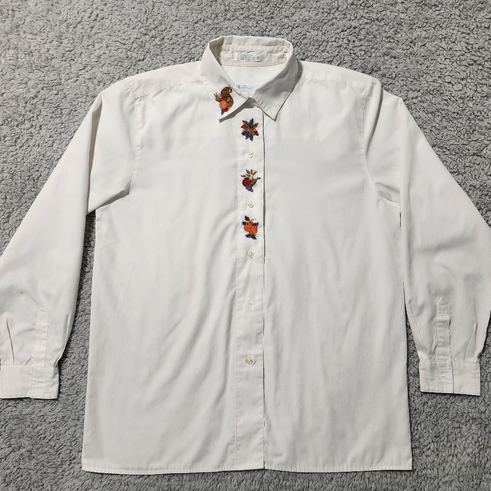 Fall Button-up Blouse - Picture 8 of 8